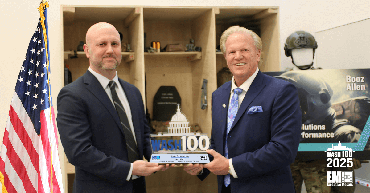 booz-allen’s-steve-escaravage-accepts-2025-wash100-award