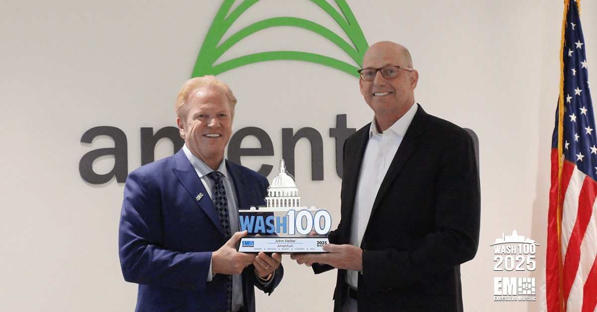 executive-mosaic’s-jim-garrettson-presents-2025-wash100-award-to-amentum-ceo-john-heller
