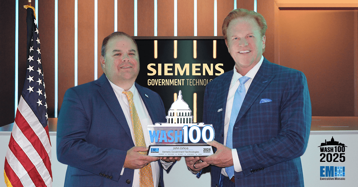 sgt-ceo,-president-john-ustica-accepts-2025-wash100-award-from-executive-mosaic